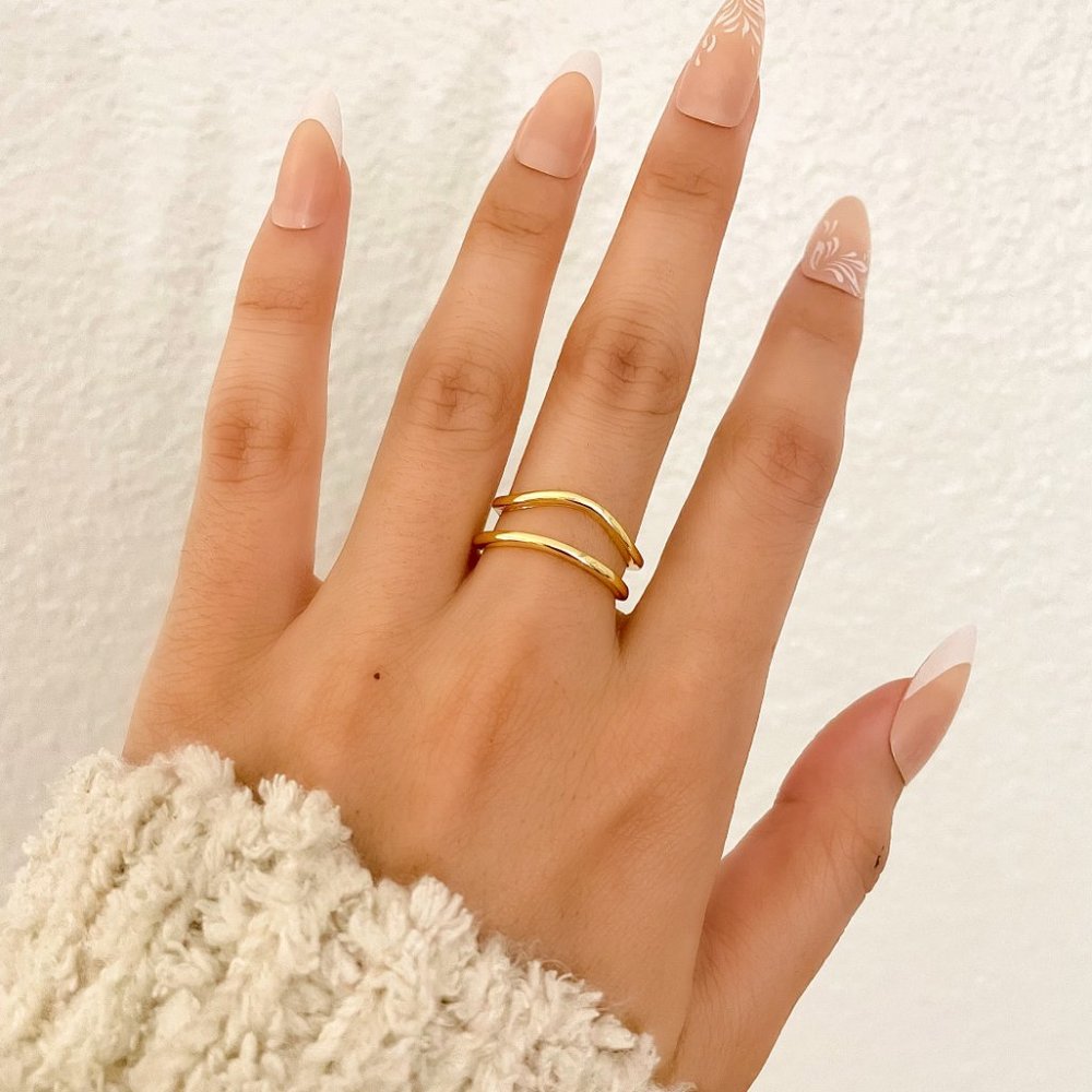925 Sterling Silver Gold Wave Ring Dainty Gold Ring Minimalist Stackable Ring - Picture 3 of 6